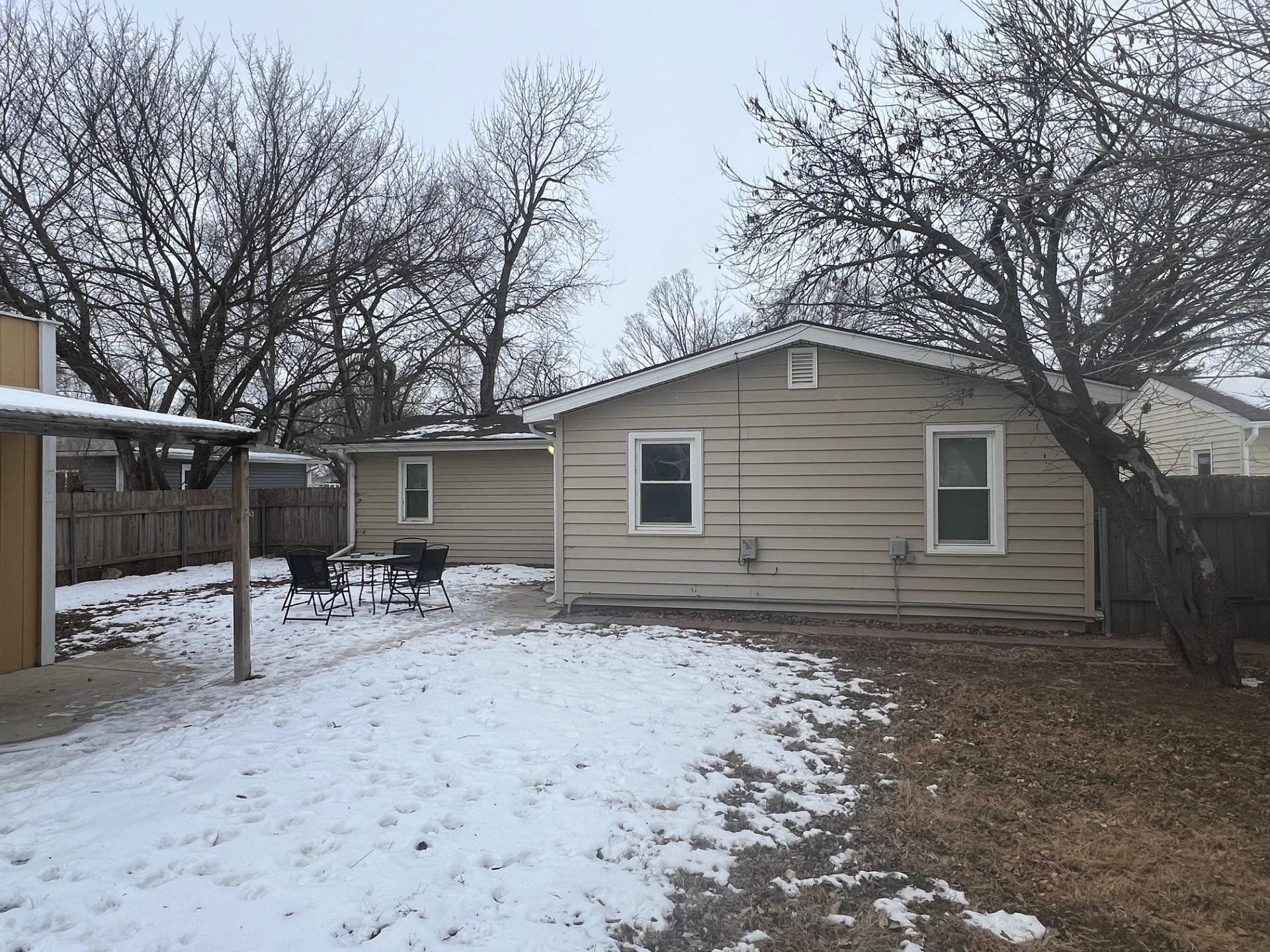 128 N Jackson Ave, Sedgwick, Kansas image 2