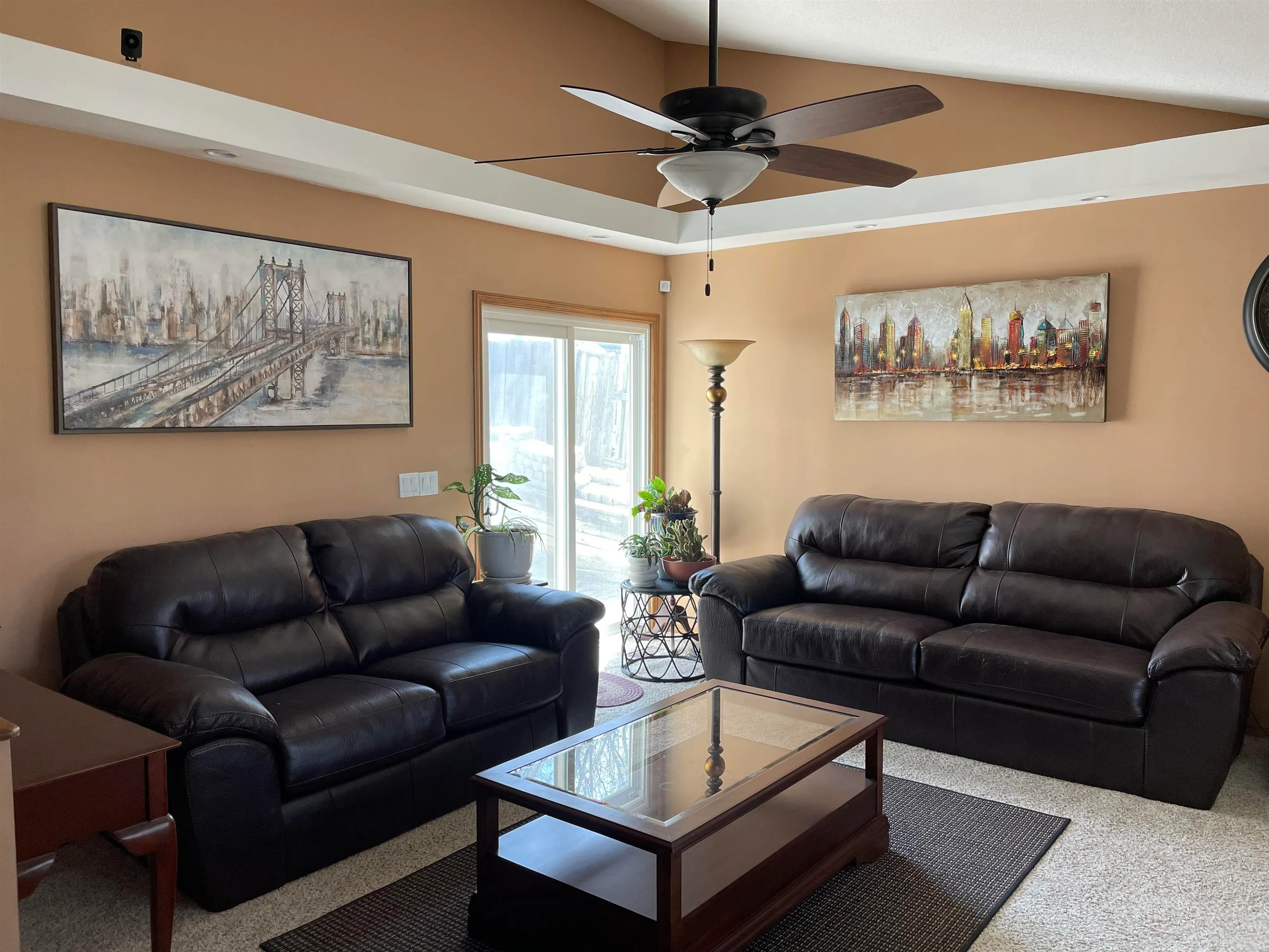 Wichita, Kansas 67212, United States, 4 Bedrooms Bedrooms, ,2 BathroomsBathrooms,Residential,Pending,99705