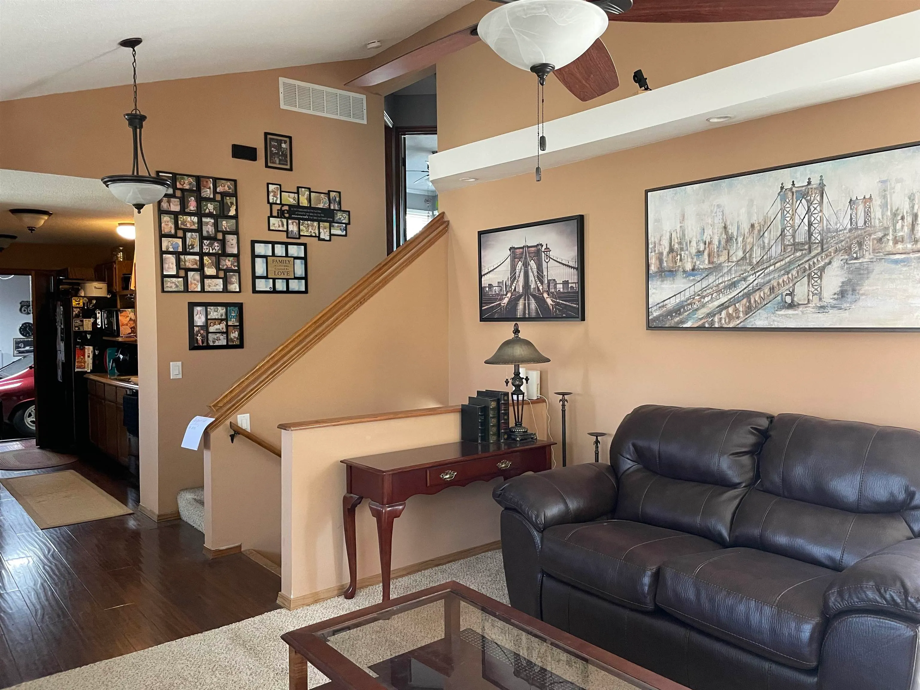 Wichita, Kansas 67212, United States, 4 Bedrooms Bedrooms, ,2 BathroomsBathrooms,Residential,Pending,99705