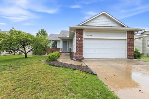 Homes For Sale - 10509 W Yosemite St<br/> Wichita, KS 67215