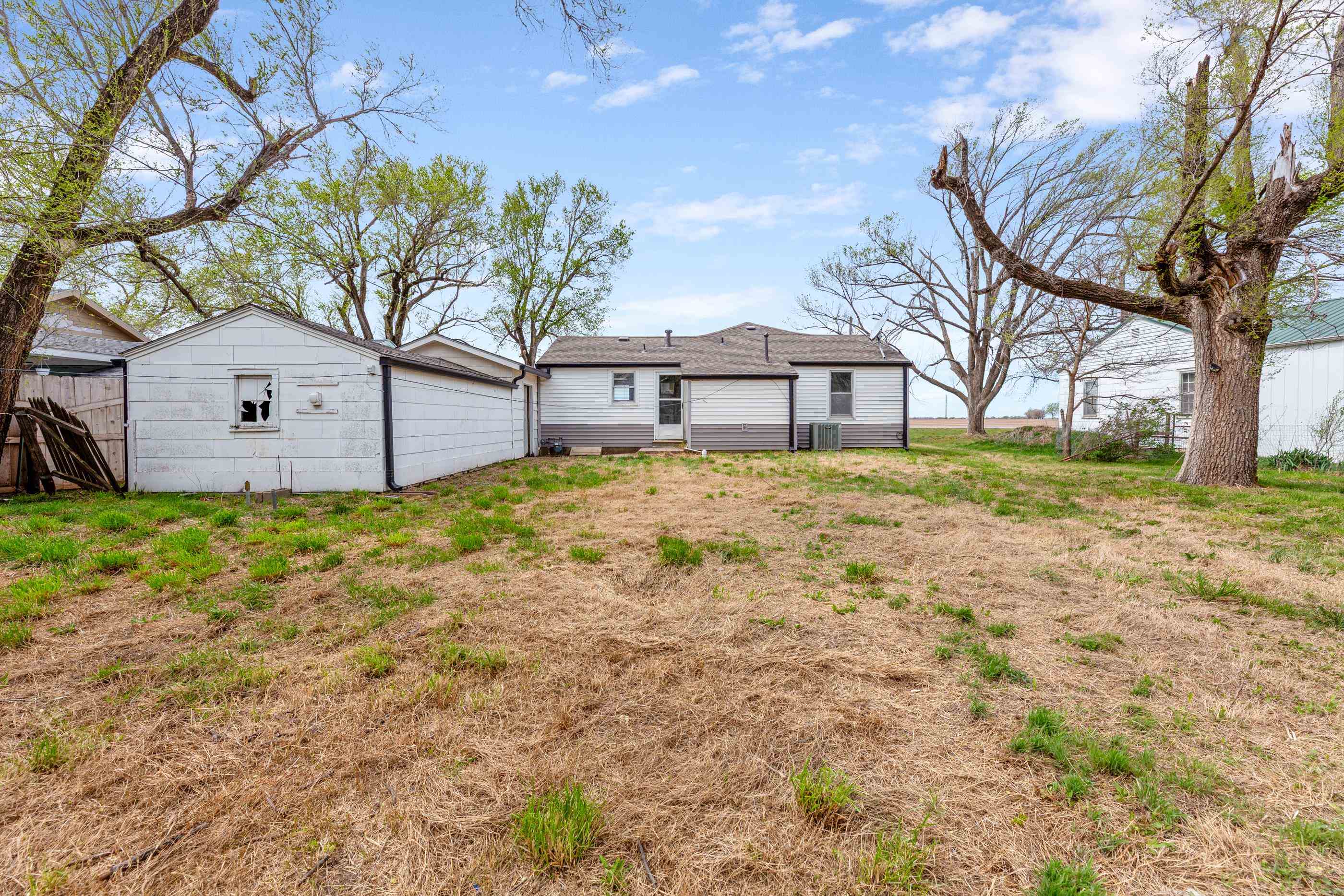 212 S Phelps Ave, Bentley, Kansas image 26