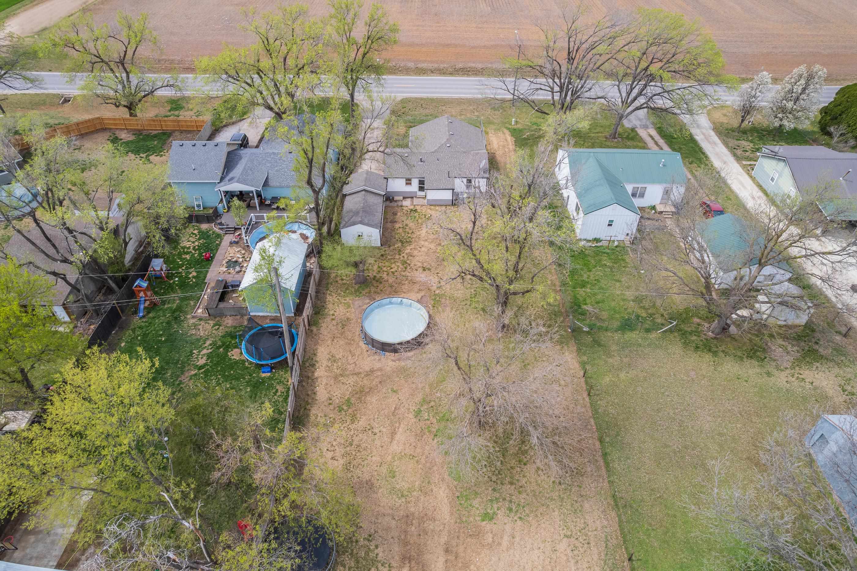 212 S Phelps Ave, Bentley, Kansas image 32