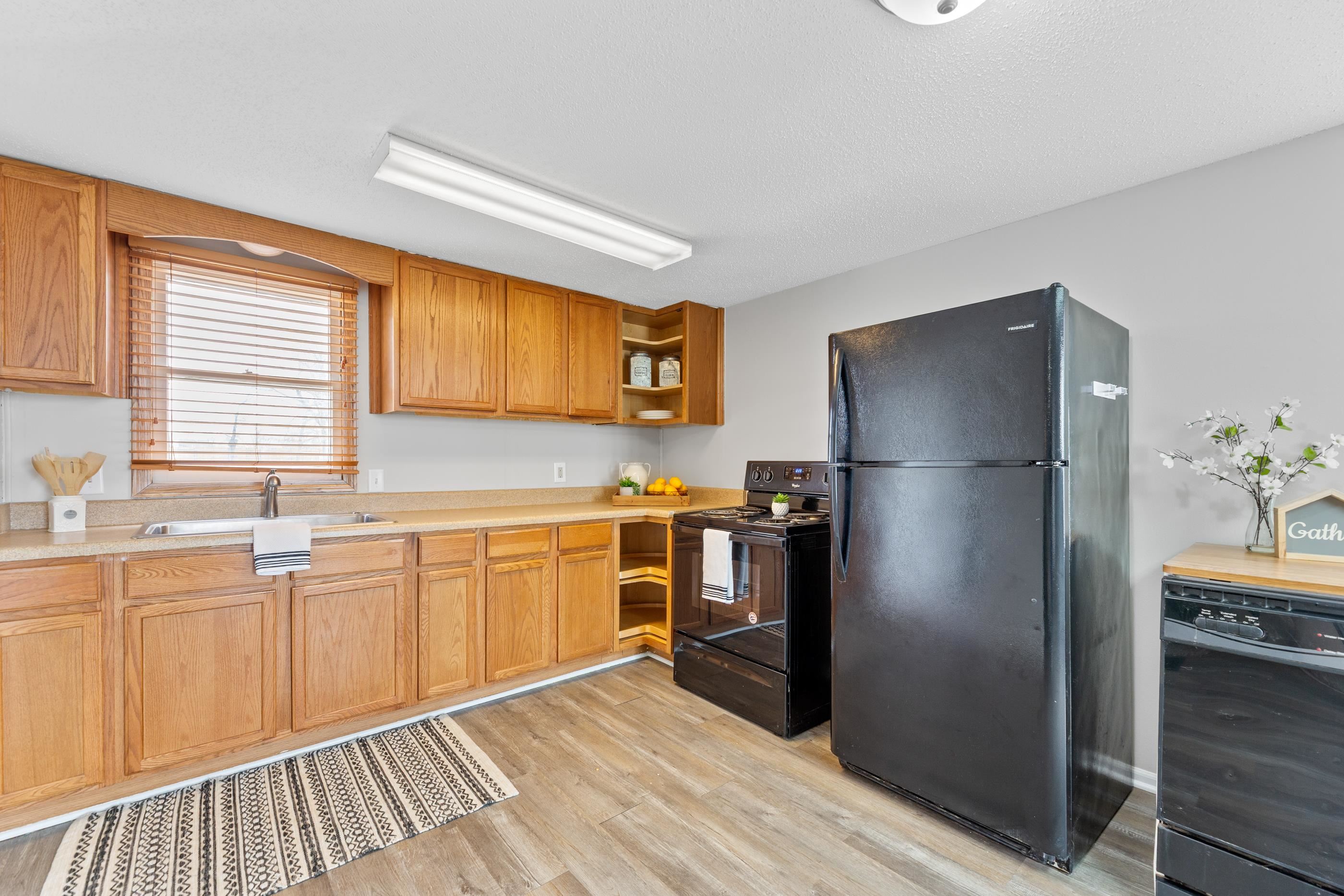 212 S Phelps Ave, Bentley, Kansas image 12