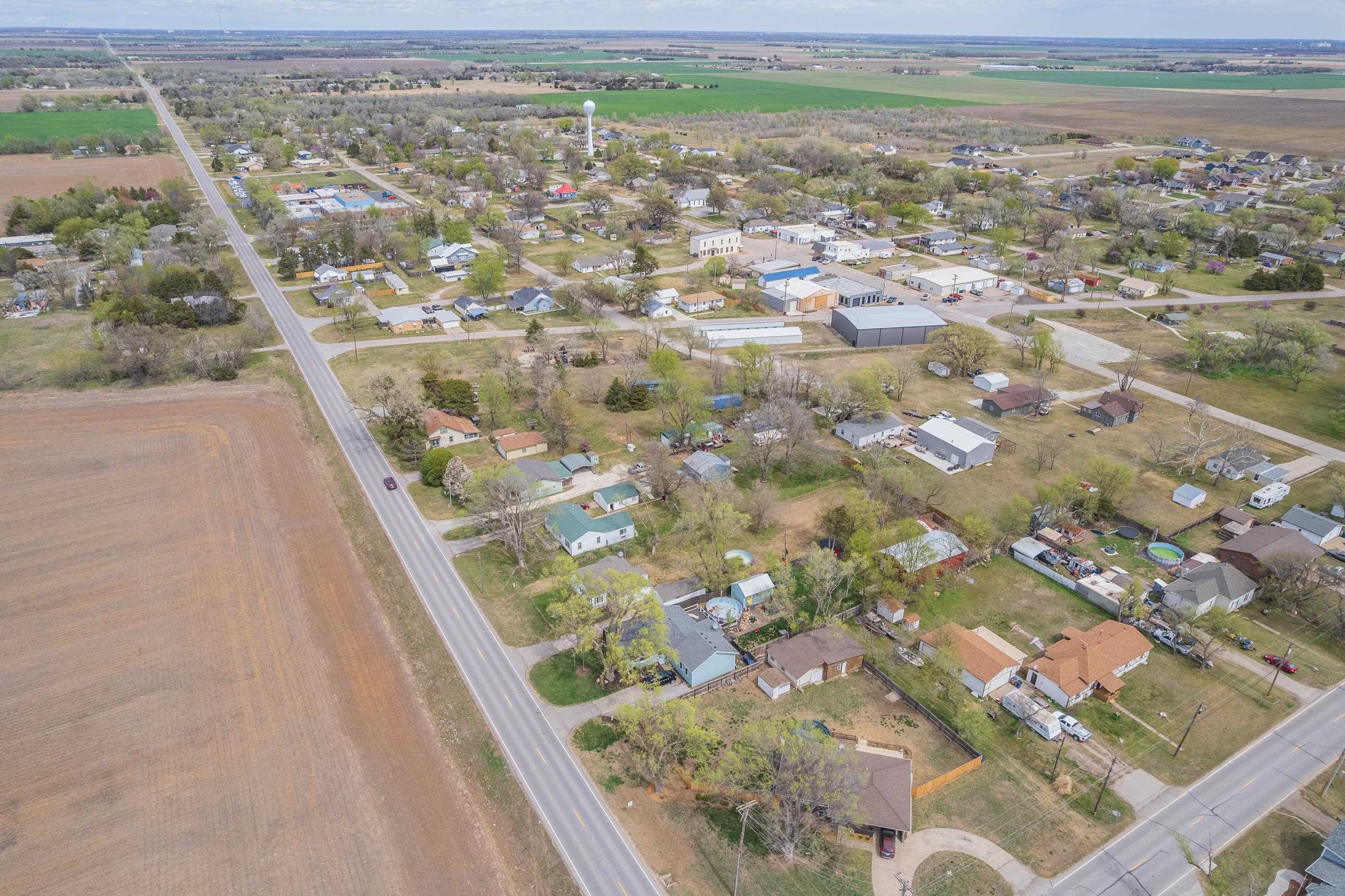 212 S Phelps Ave, Bentley, Kansas image 28