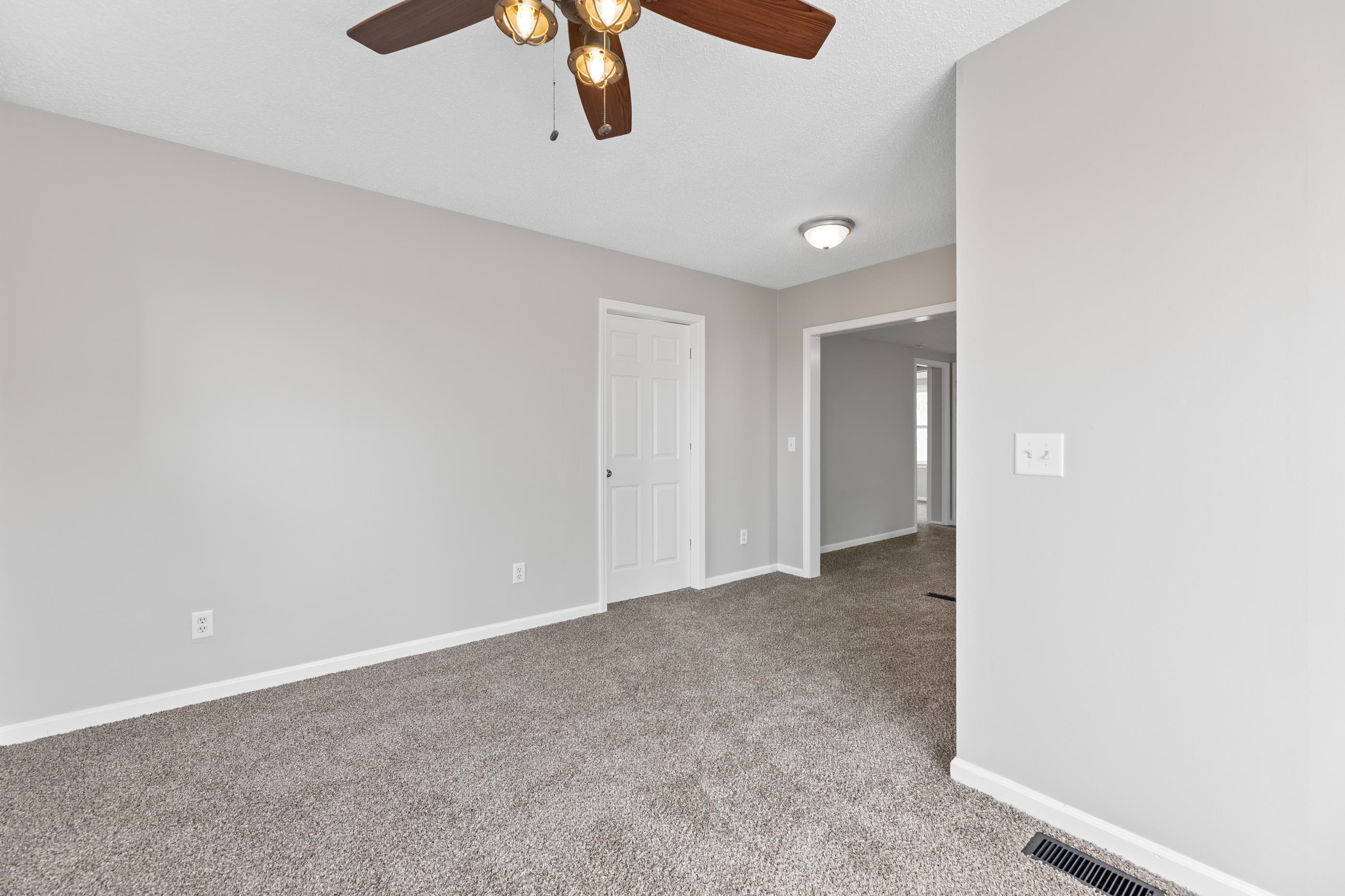 212 S Phelps Ave, Bentley, Kansas image 8