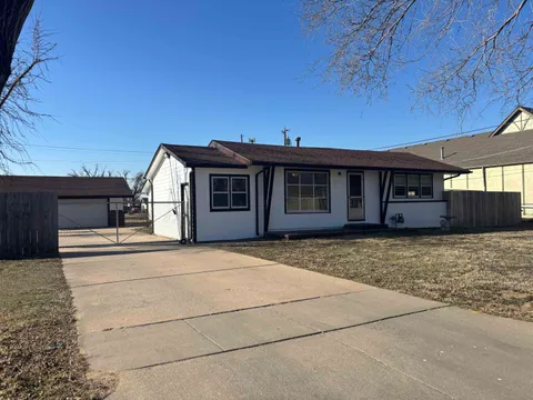 705 N Arapaho St, Wichita, KS 67212 - MLS#: 651981