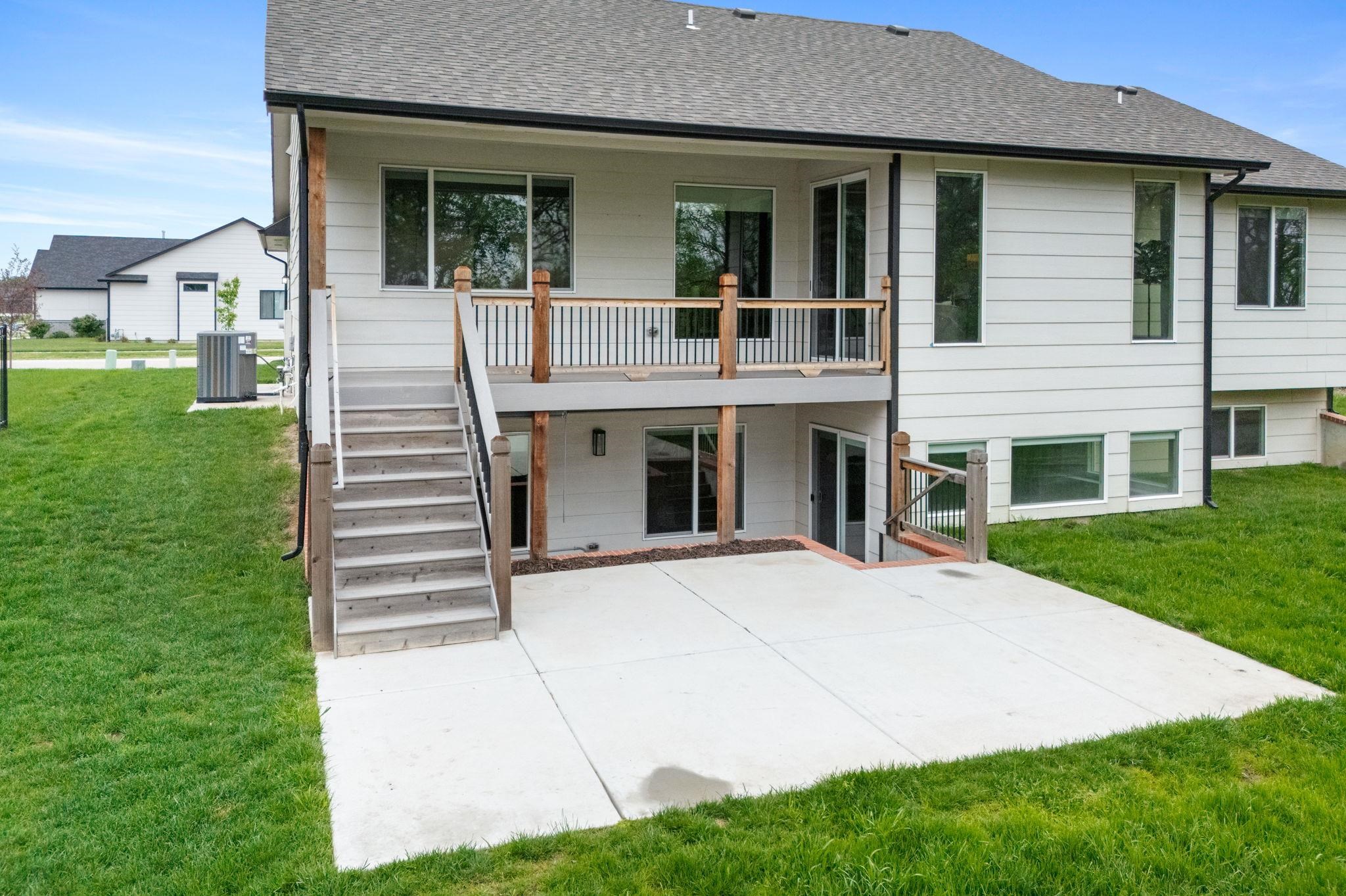 8769 E Bradford St, Wichita, Kansas image 32