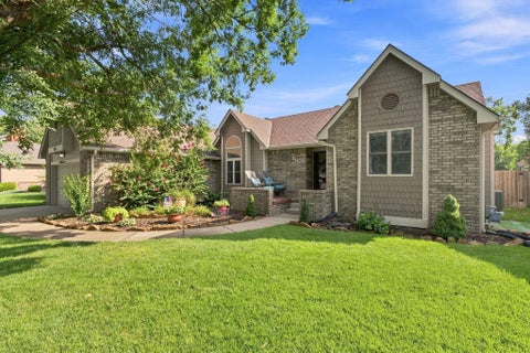 Homes For Sale - 1970 N Northwest Pkwy<br/> Wichita, KS 67212