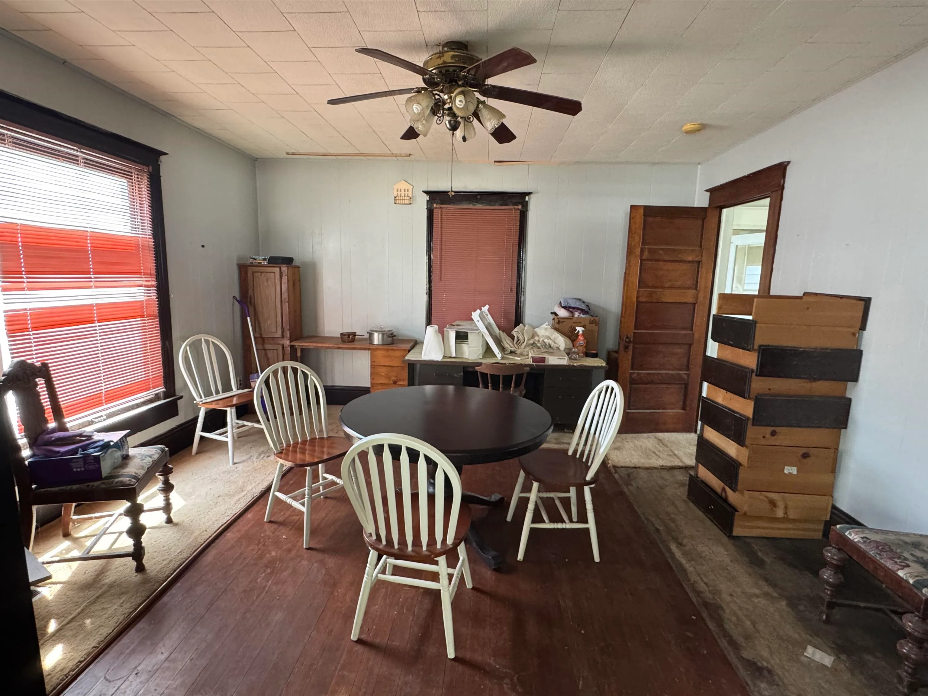 Grenola, Kansas 67346, United States, 2 Bedrooms Bedrooms, ,1 BathroomBathrooms,Residential,Pending,143283