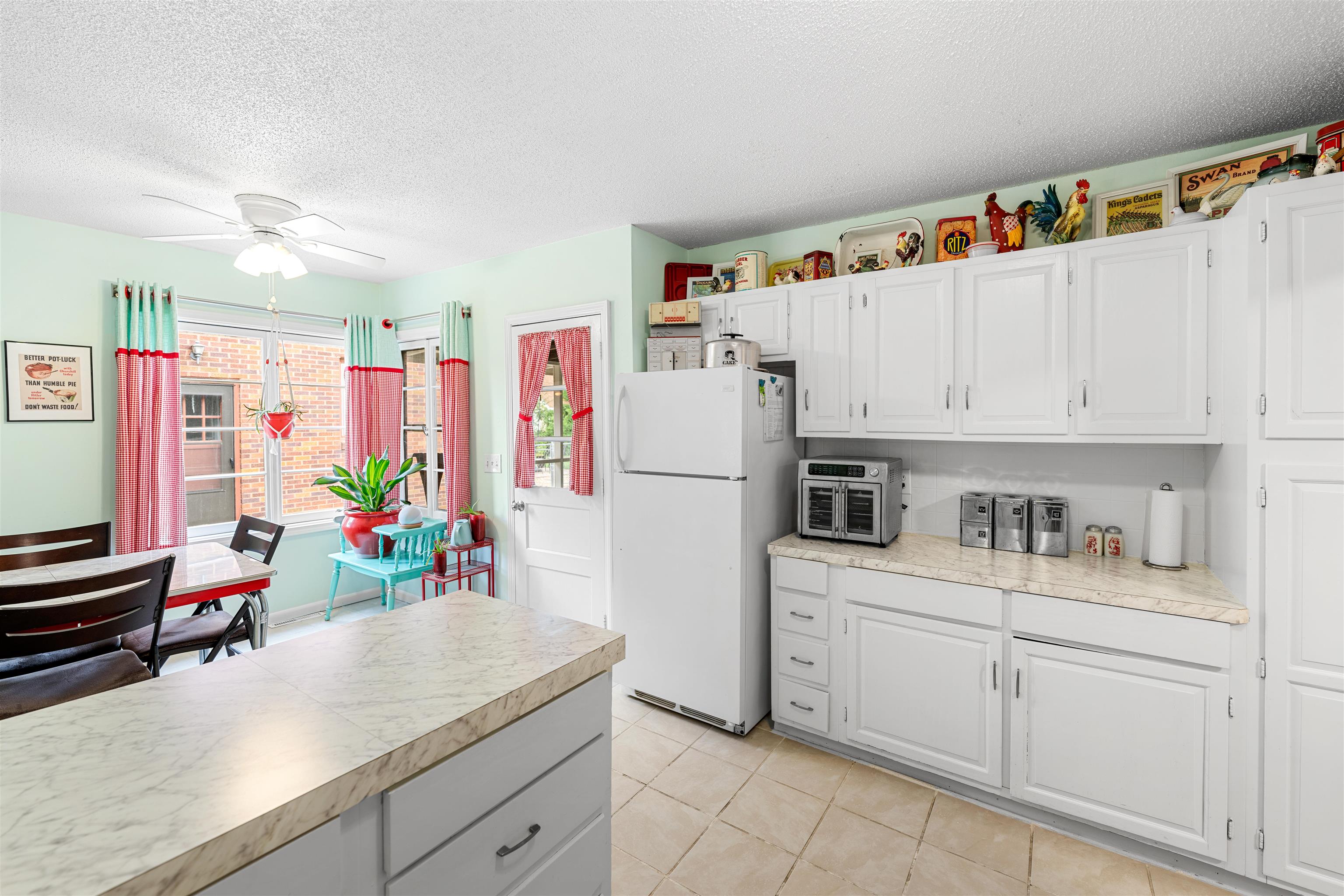 340 W Beloit Ave, Salina, Kansas image 8