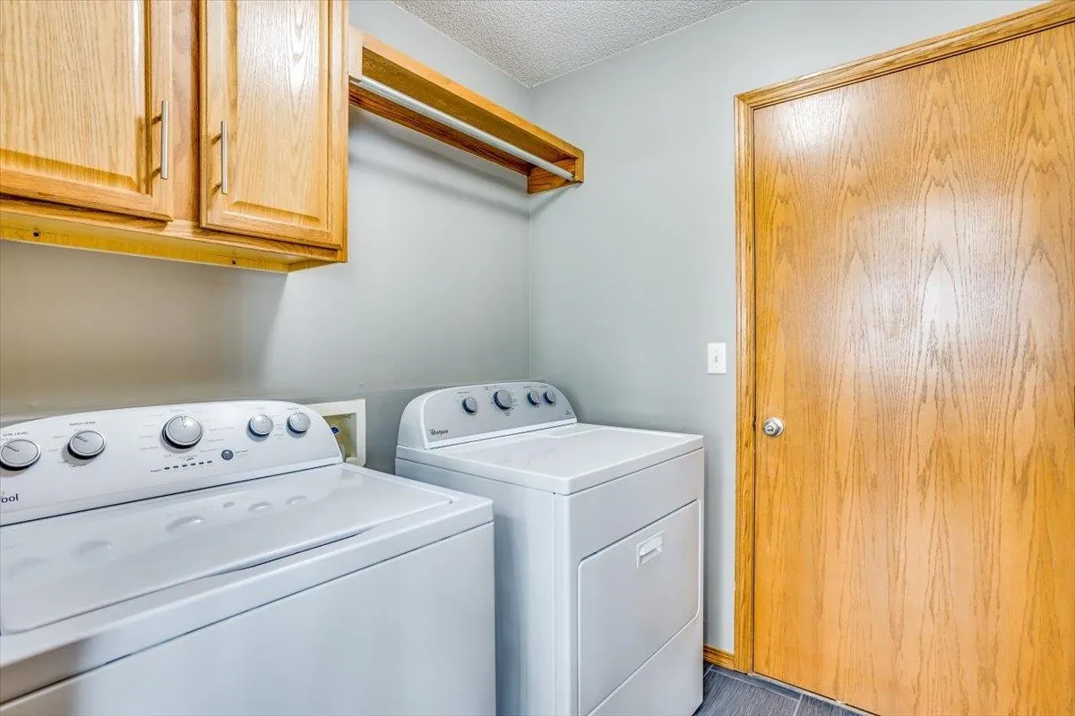 Wichita, Kansas 67205, United States, 3 Bedrooms Bedrooms, ,3 BathroomsBathrooms,Residential,Active,22240