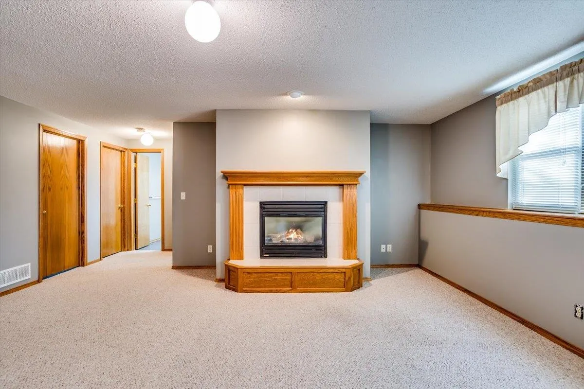 Wichita, Kansas 67205, United States, 3 Bedrooms Bedrooms, ,3 BathroomsBathrooms,Residential,Active,22240