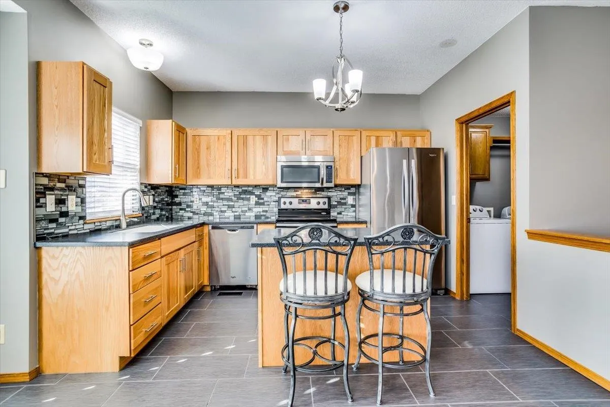 Wichita, Kansas 67205, United States, 3 Bedrooms Bedrooms, ,3 BathroomsBathrooms,Residential,Active,22240