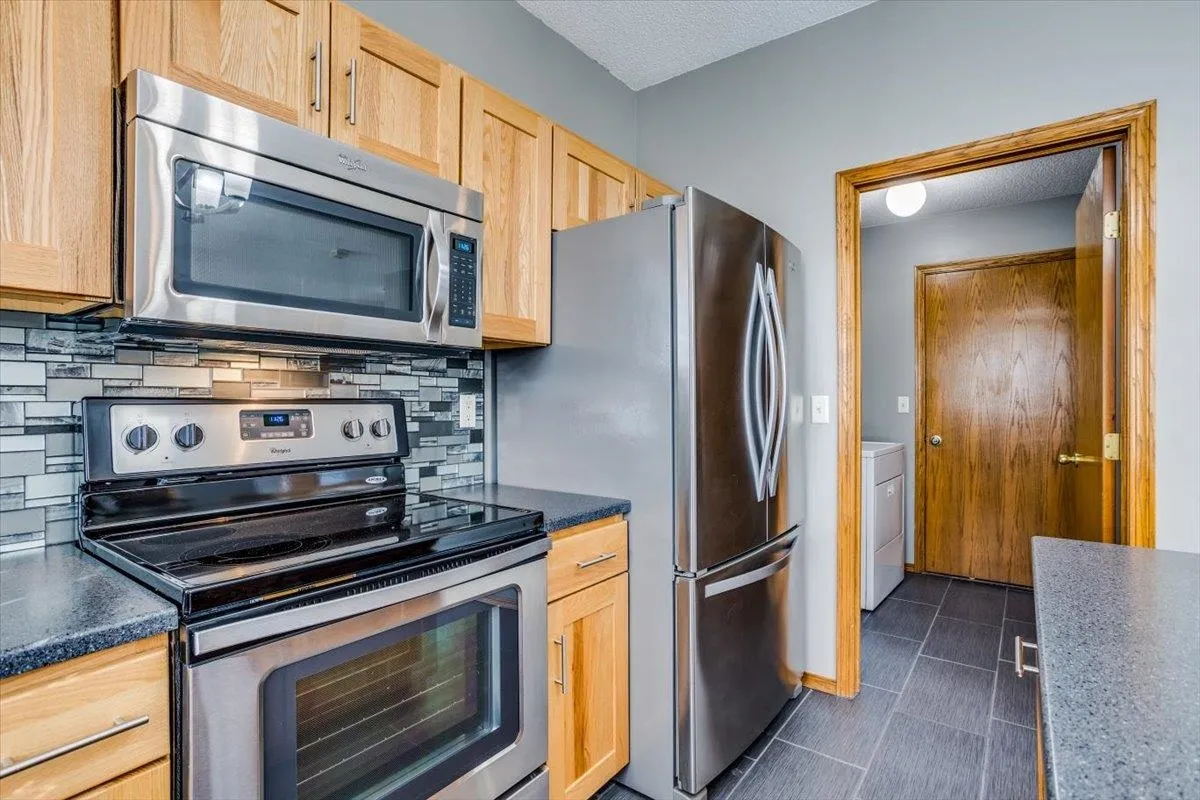 Wichita, Kansas 67205, United States, 3 Bedrooms Bedrooms, ,3 BathroomsBathrooms,Residential,Active,22240