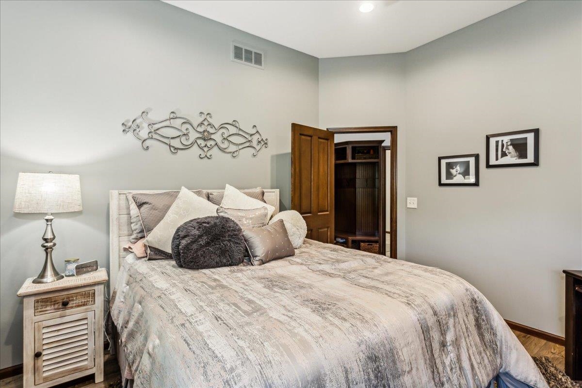 210 N City View Cir, Wichita, Kansas image 22