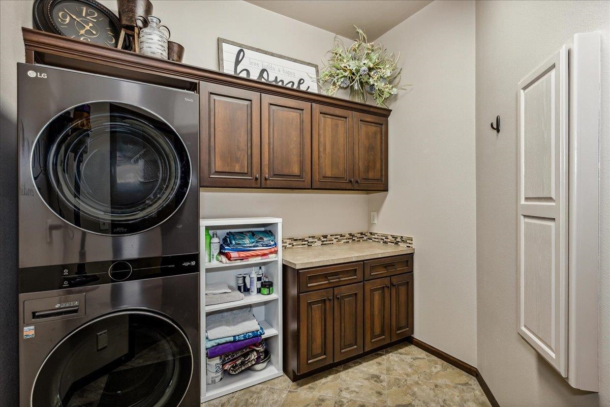 210 N City View Cir, Wichita, Kansas image 24