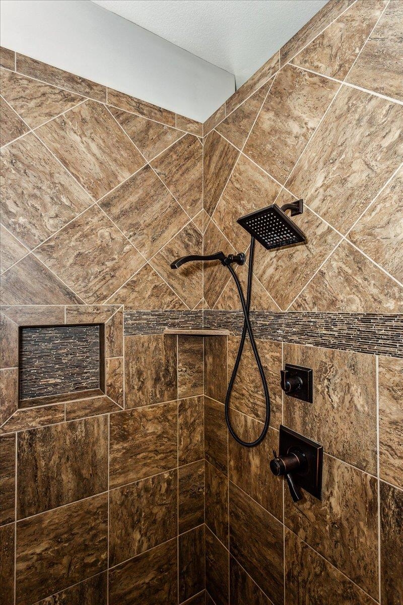 210 N City View Cir, Wichita, Kansas image 21