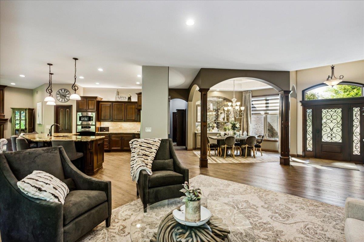 210 N City View Cir, Wichita, Kansas image 11