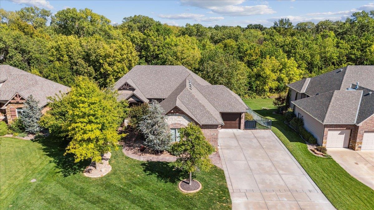 210 N City View Cir, Wichita, Kansas image 1