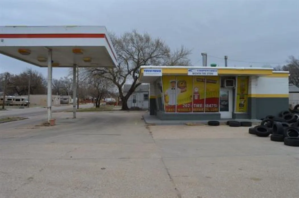 Wichita, Kansas 67213, United States, ,Commercial,Active,77653