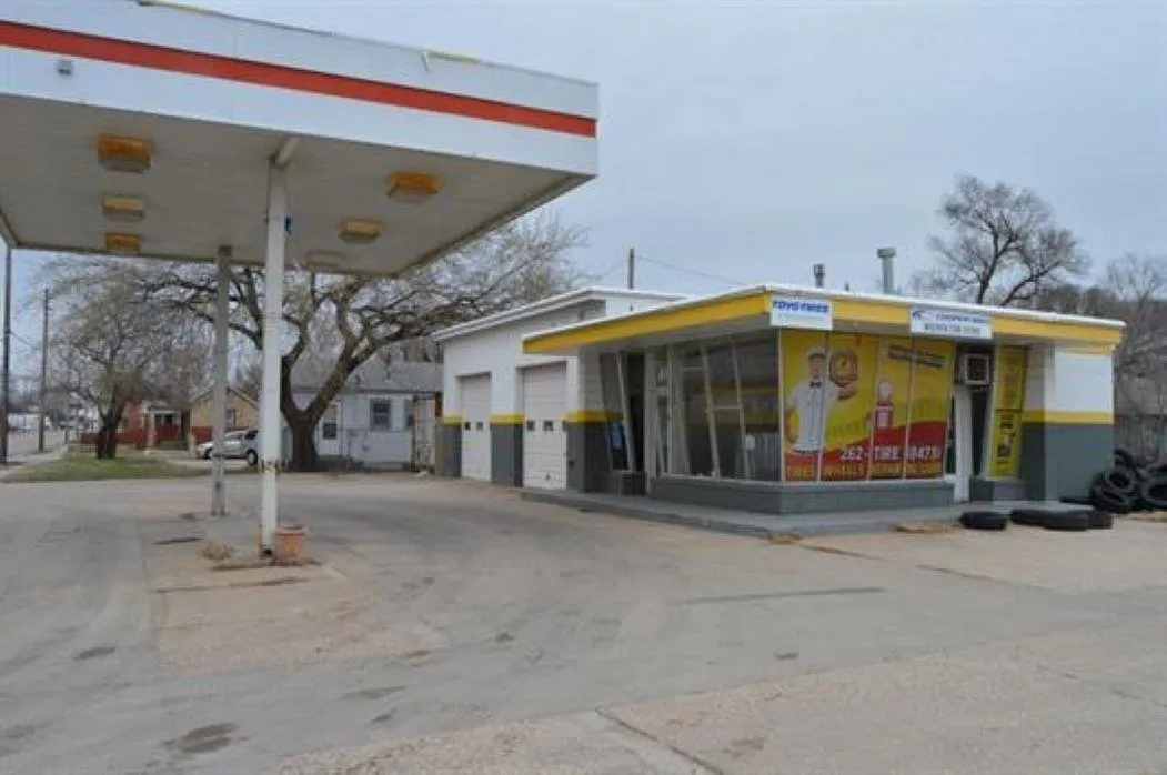 Wichita, Kansas 67213, United States, ,Commercial,Active,77653