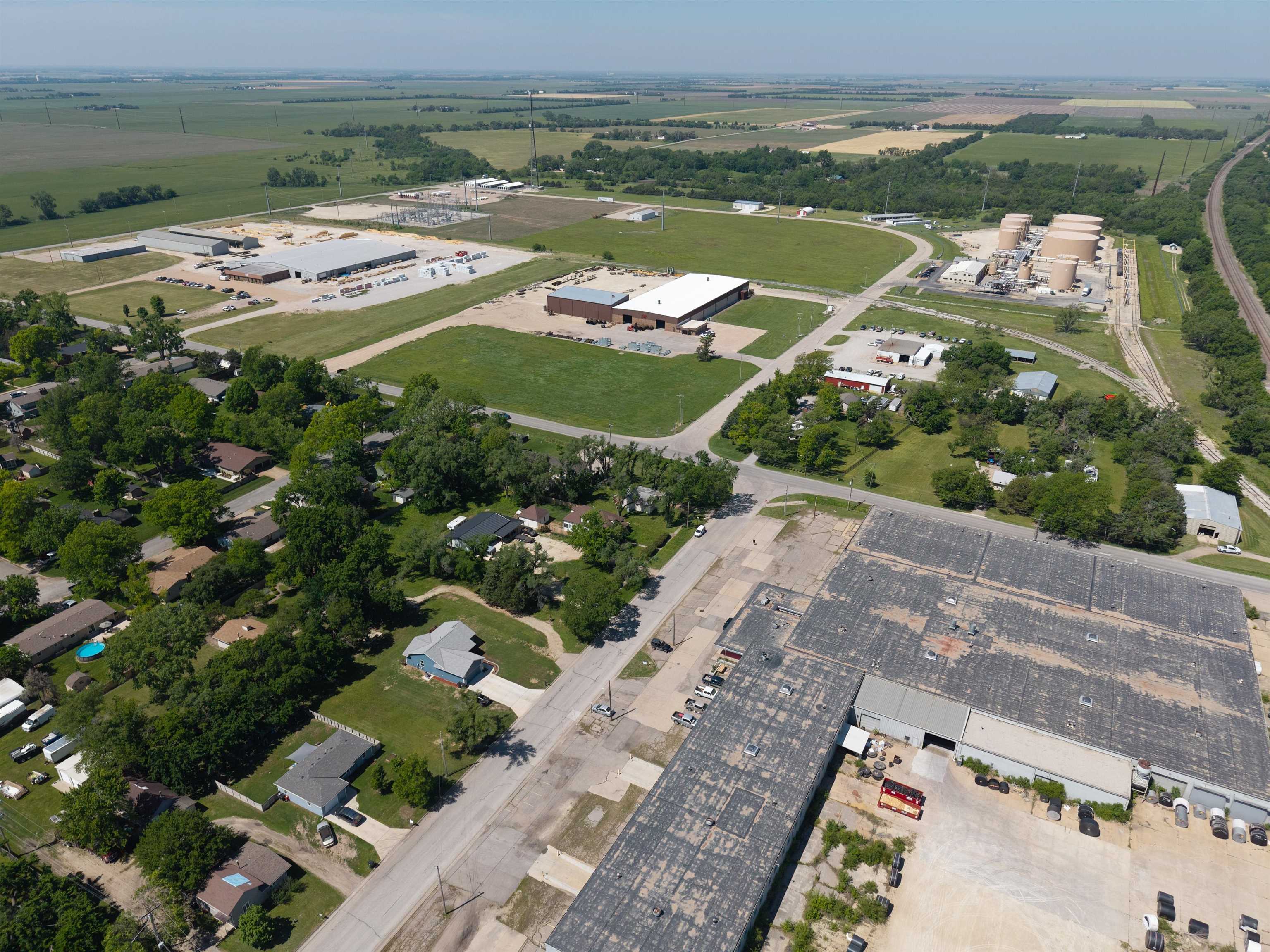 923 W 2nd St, Halstead, Kansas image 25