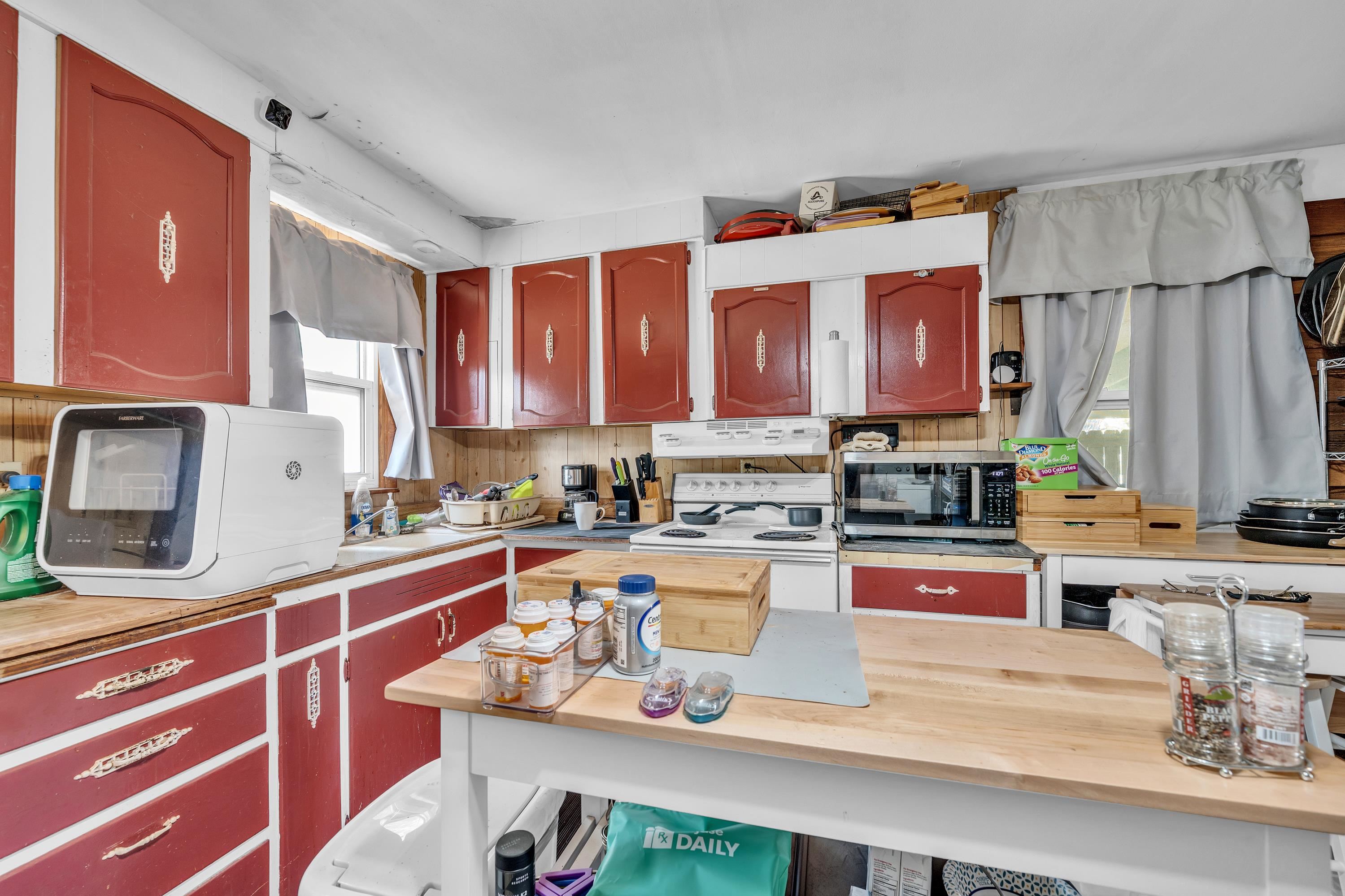 923 W 2nd St, Halstead, Kansas image 13
