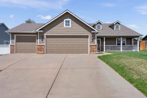 1012 E Stone Path St, Derby, KS MLS: 654346