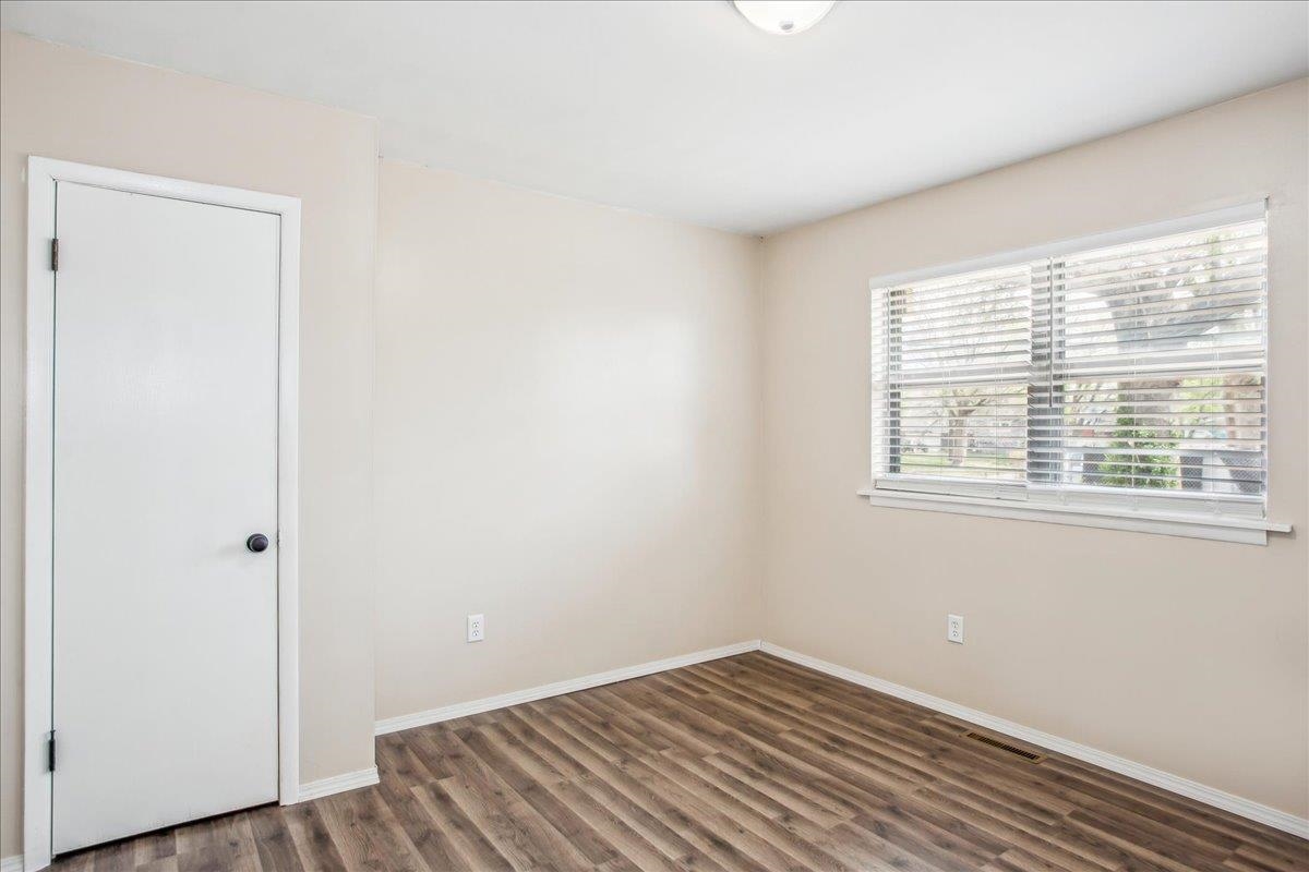 940 N Robin Rd, Wichita, Kansas image 14