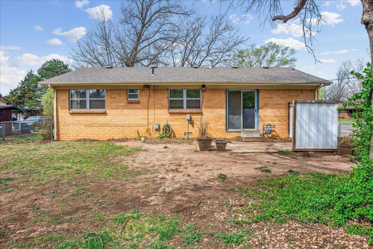 940 N Robin Rd, Wichita, Kansas image 16