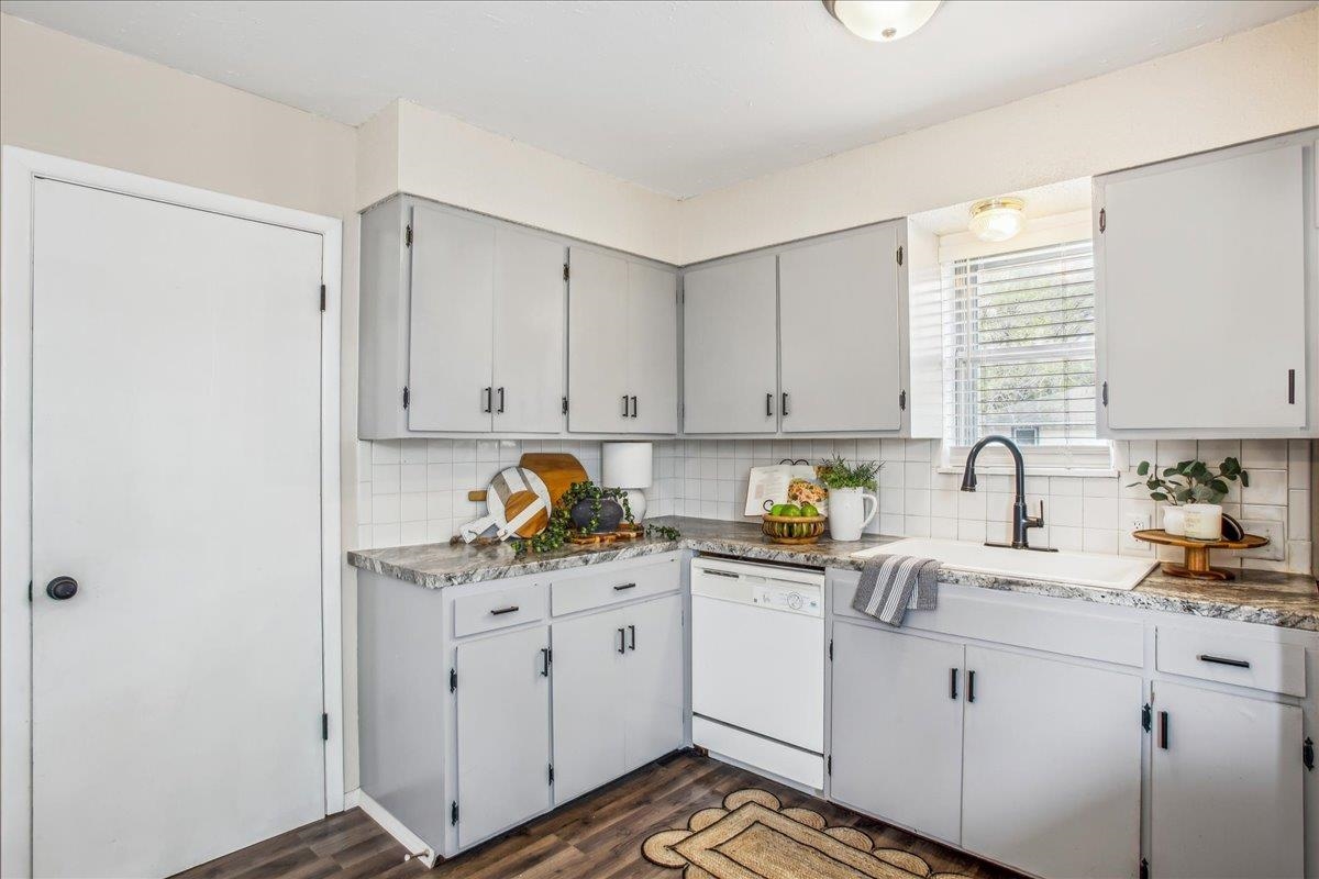 940 N Robin Rd, Wichita, Kansas image 7