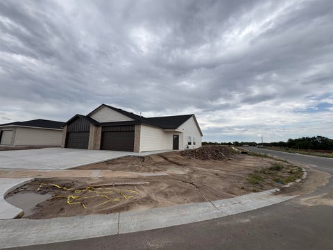 Multifamily For Sale - 2928 S Denene St<br/> Sedgwick County, Wichita, KS 67215