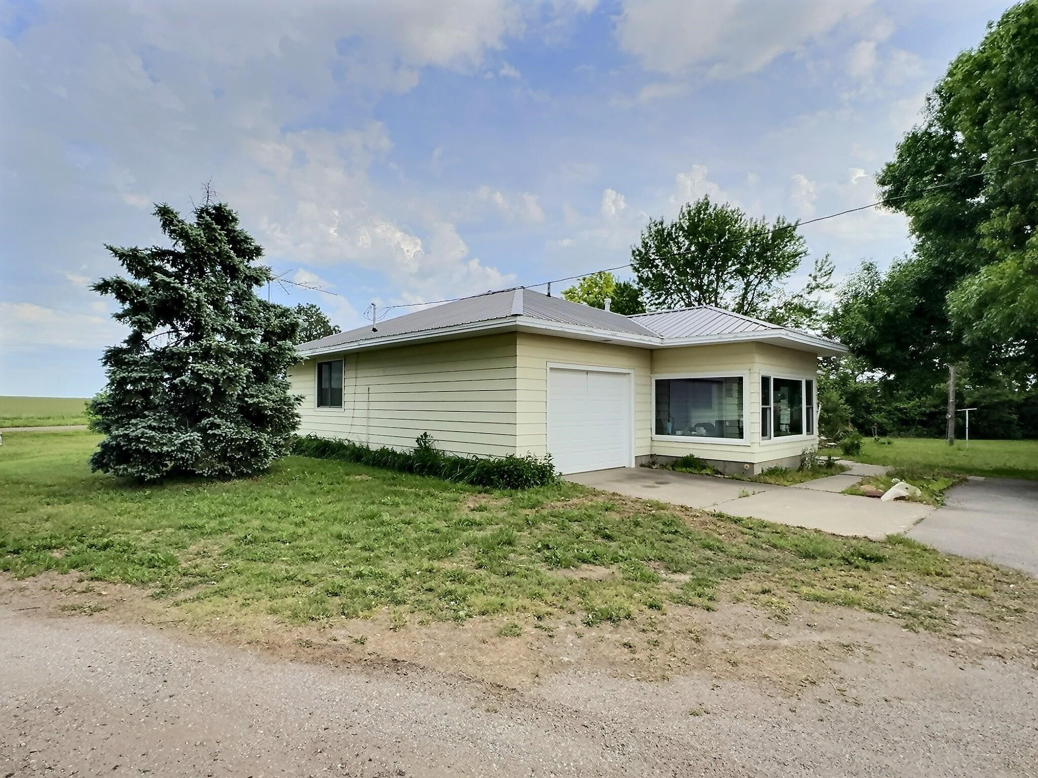 2193 Pawnee, Marion, Kansas image 31