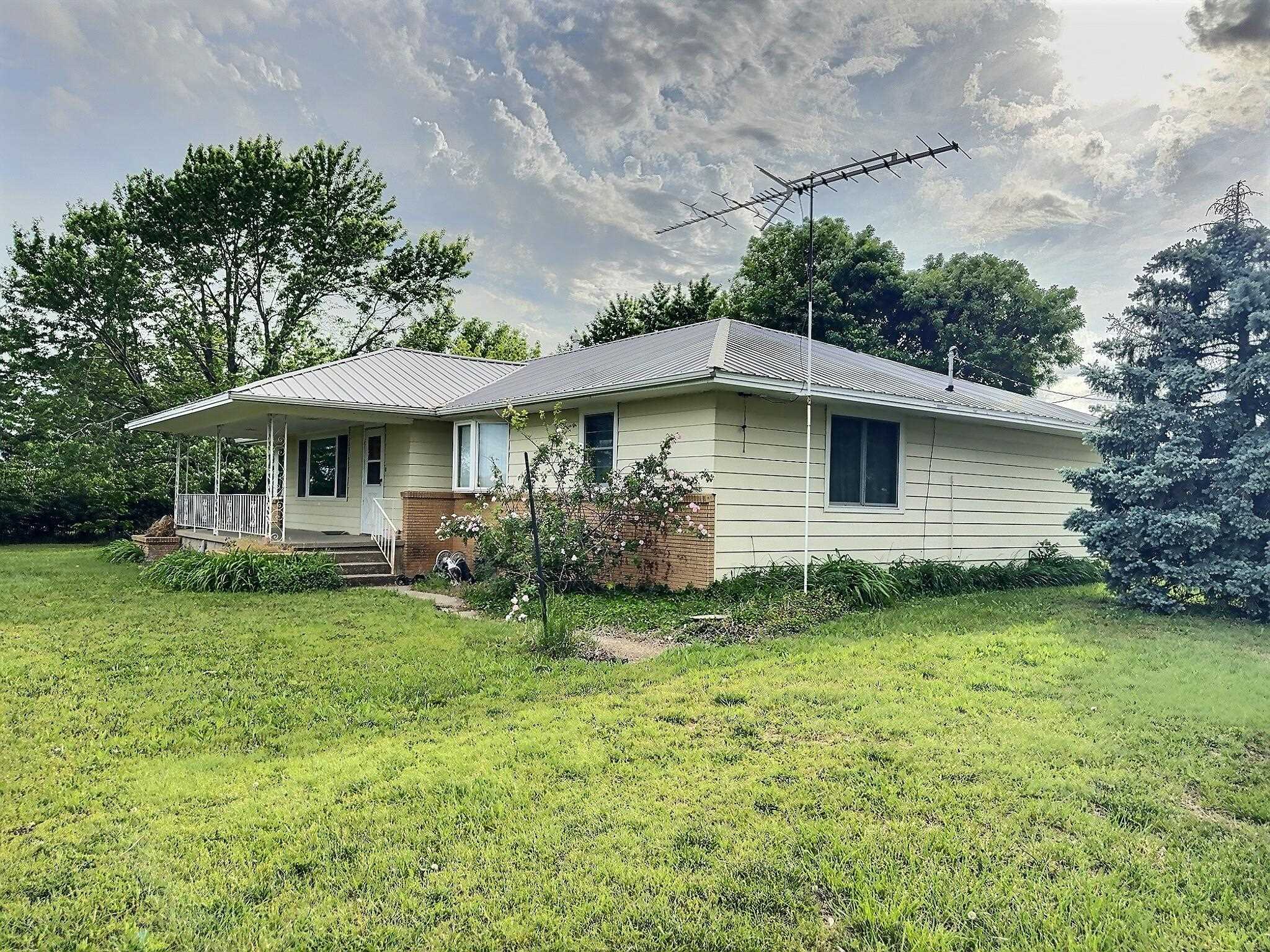 2193 Pawnee, Marion, Kansas image 1