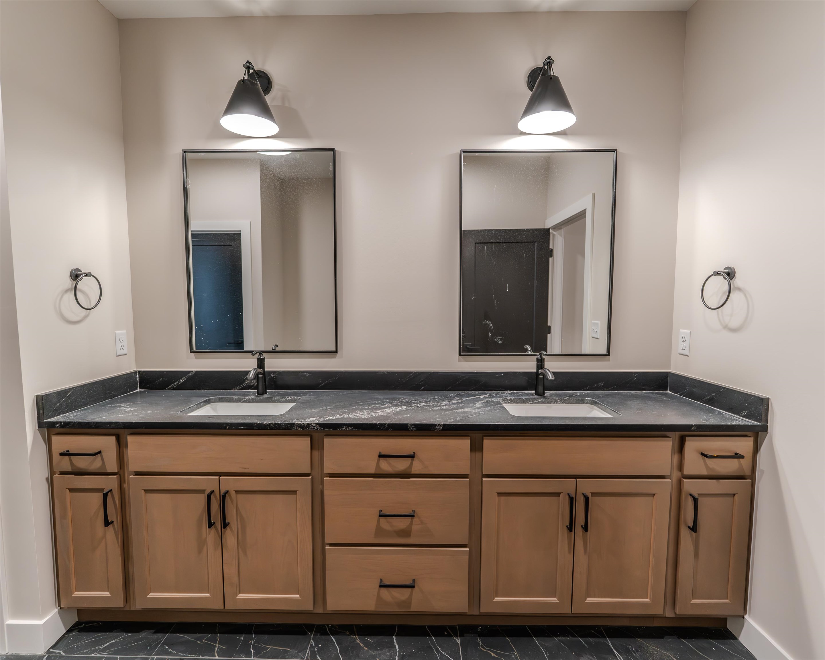 4550 N Sandkey, Wichita, Kansas image 36