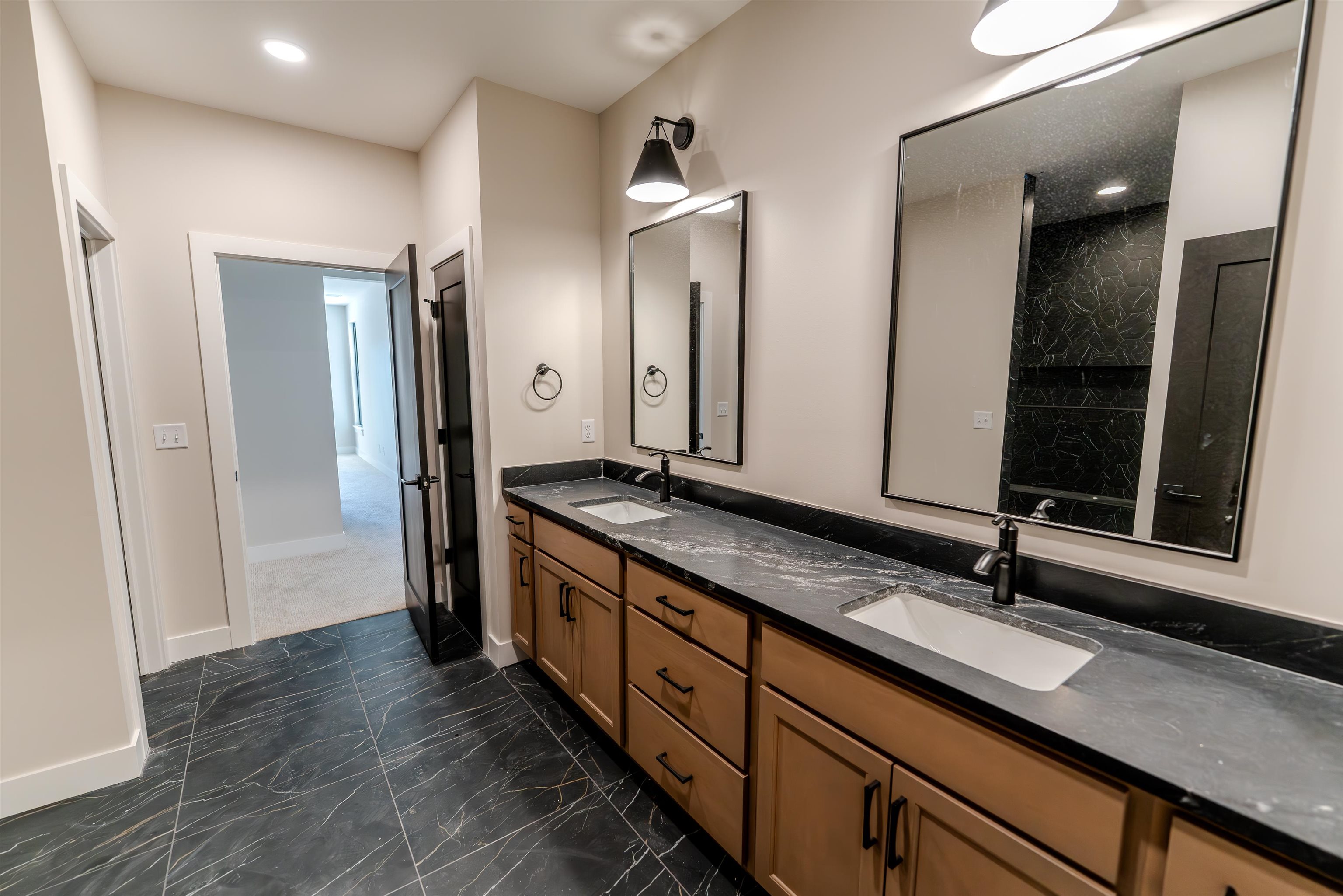 4550 N Sandkey, Wichita, Kansas image 33