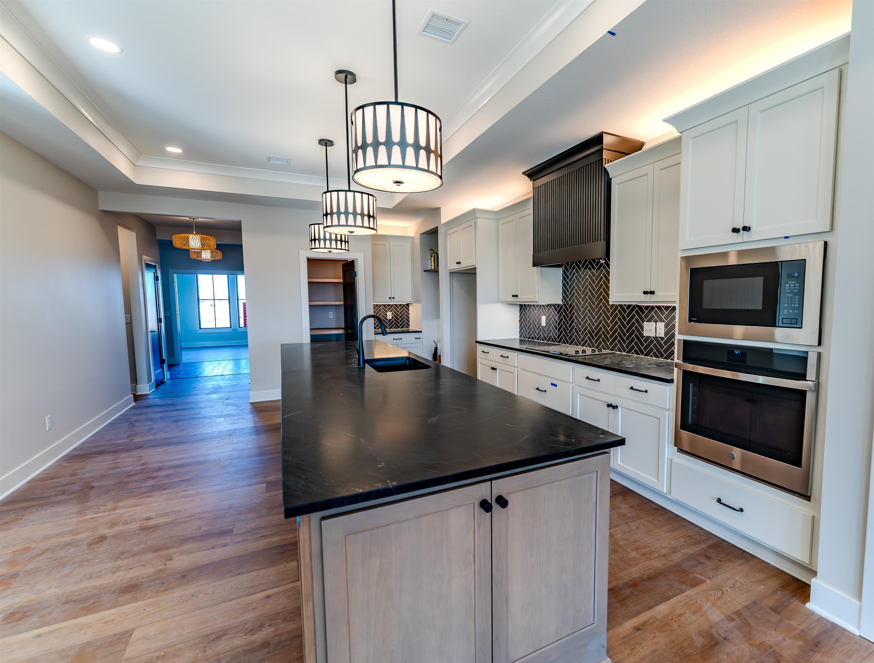 4550 N Sandkey, Wichita, Kansas image 26