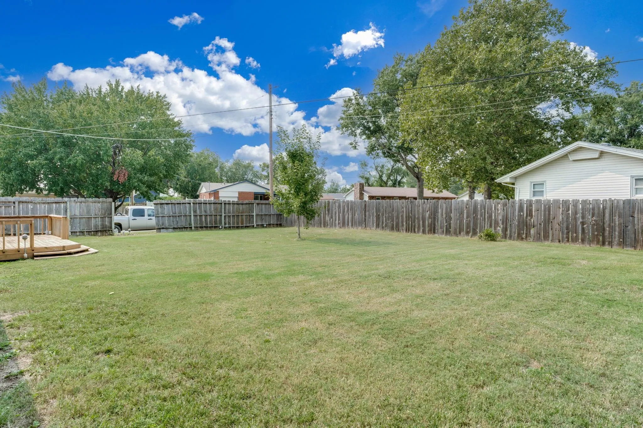 Wichita, Kansas 67212, United States, 3 Bedrooms Bedrooms, ,2 BathroomsBathrooms,Residential,Pending,205413