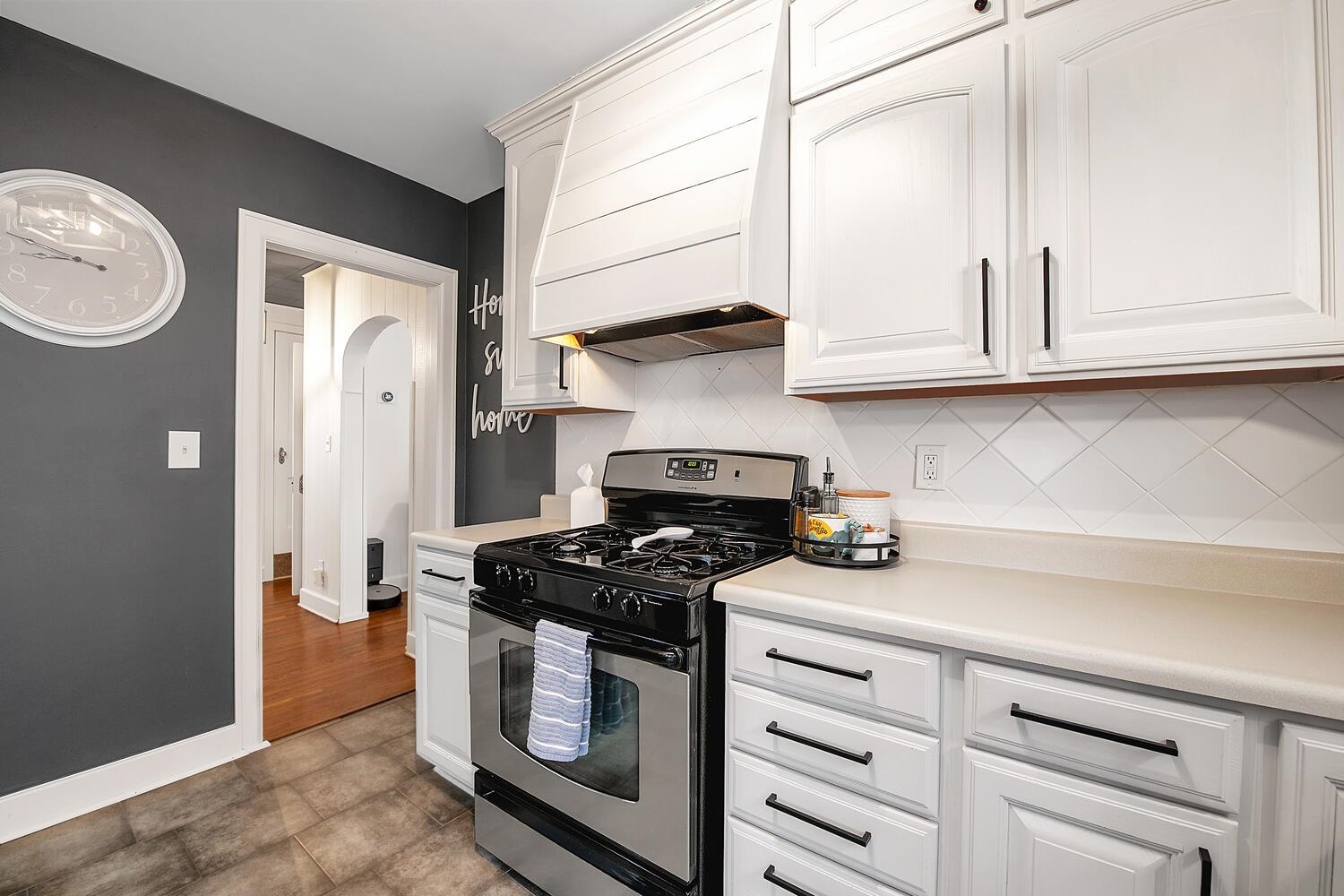 642 S Erie St, Wichita, Kansas image 13