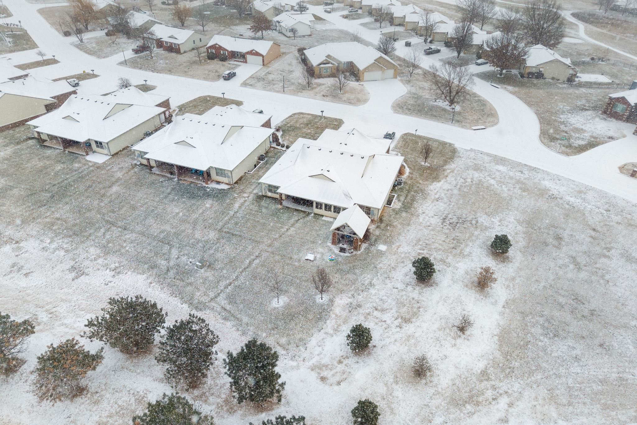 3613 Lakeshore Dr, Winfield, Kansas image 32