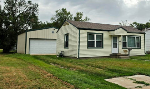 Homes For Sale - 344 N Kansas Ave<br/> Salina, KS 67401