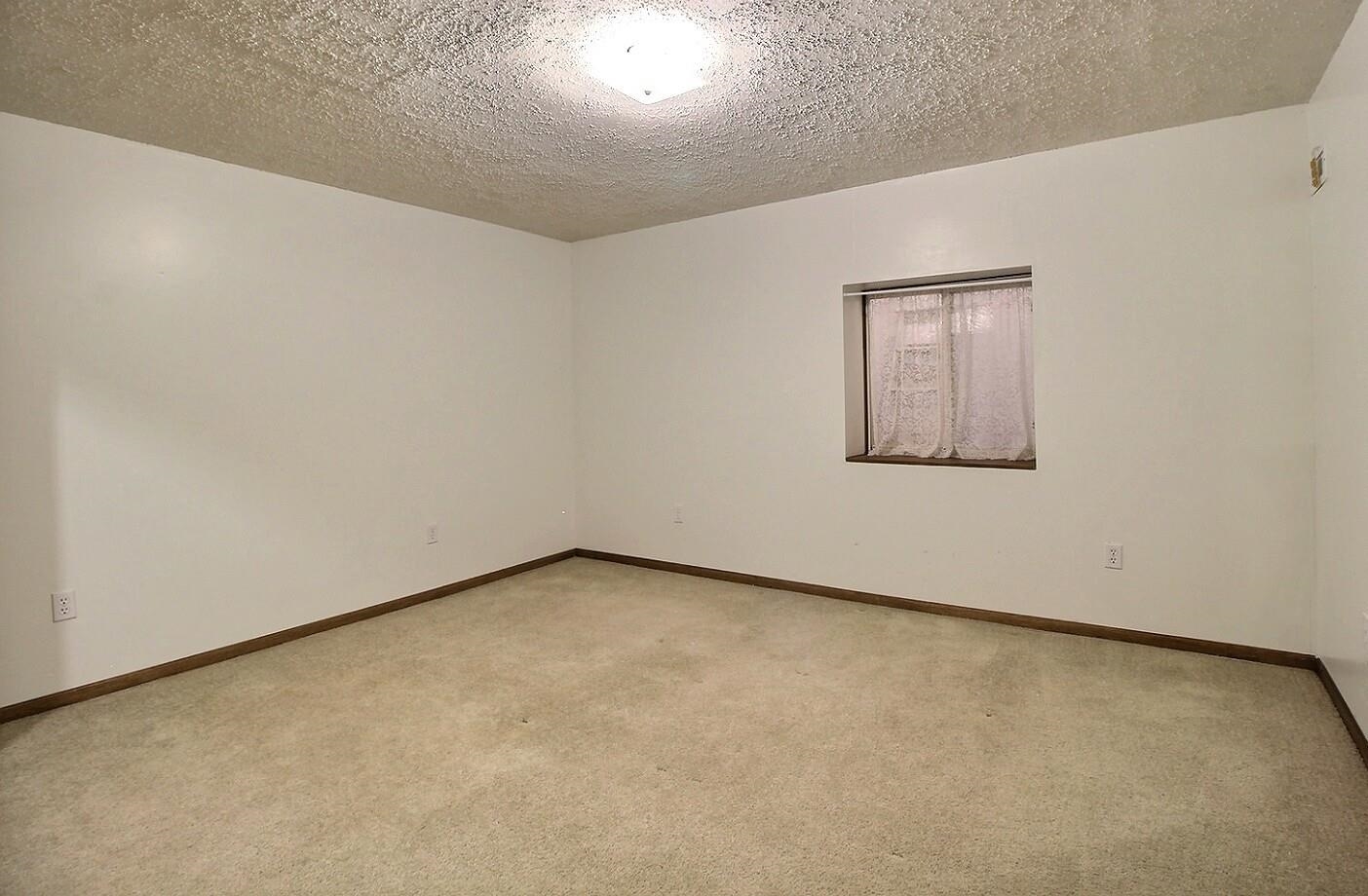 601 Cathlinda Ct, Winfield, Kansas image 23