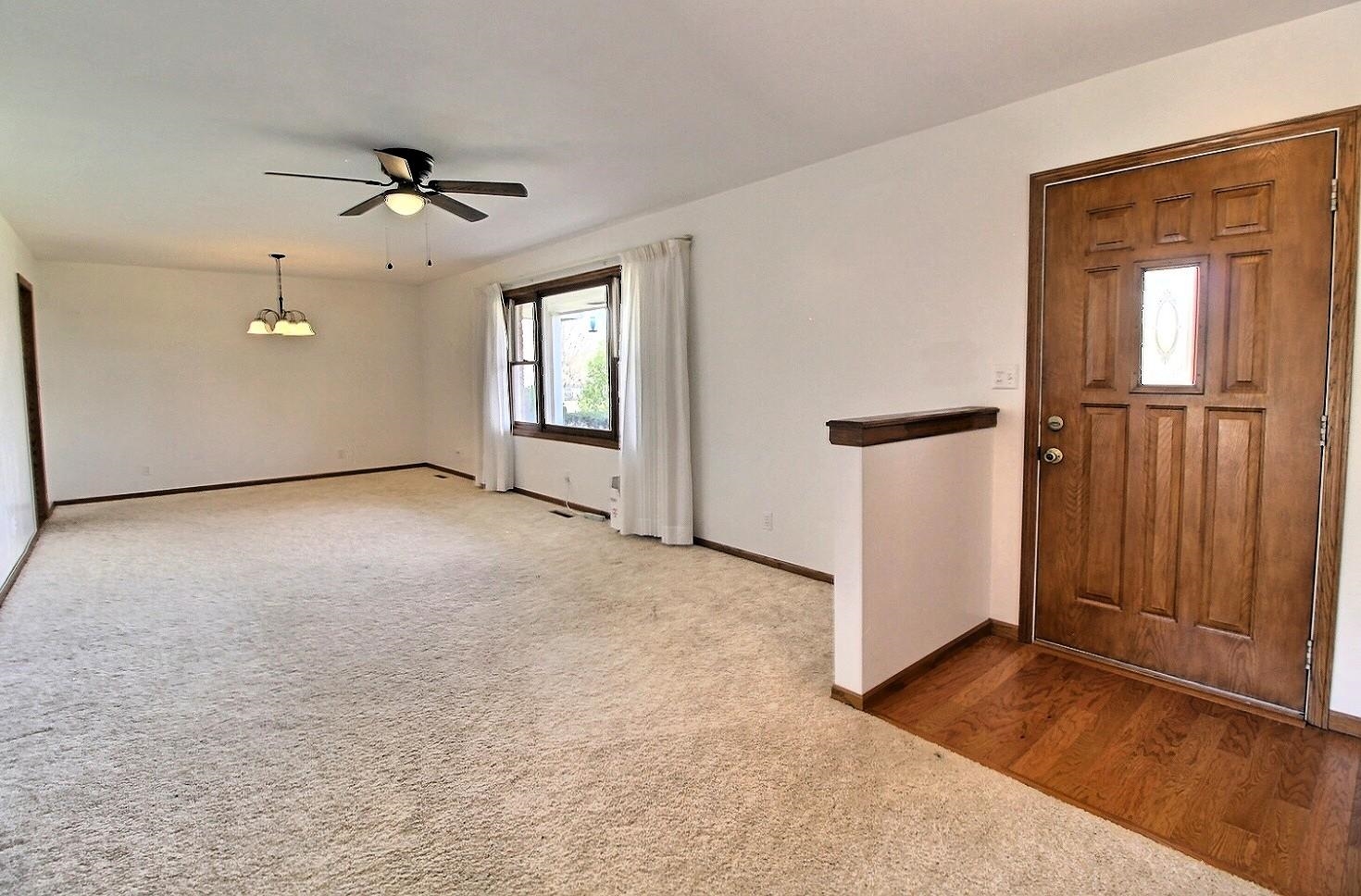 601 Cathlinda Ct, Winfield, Kansas image 4