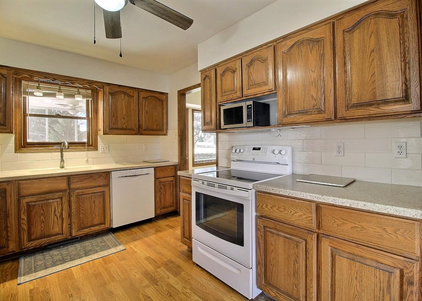 601 Cathlinda Ct, Winfield, Kansas image 10
