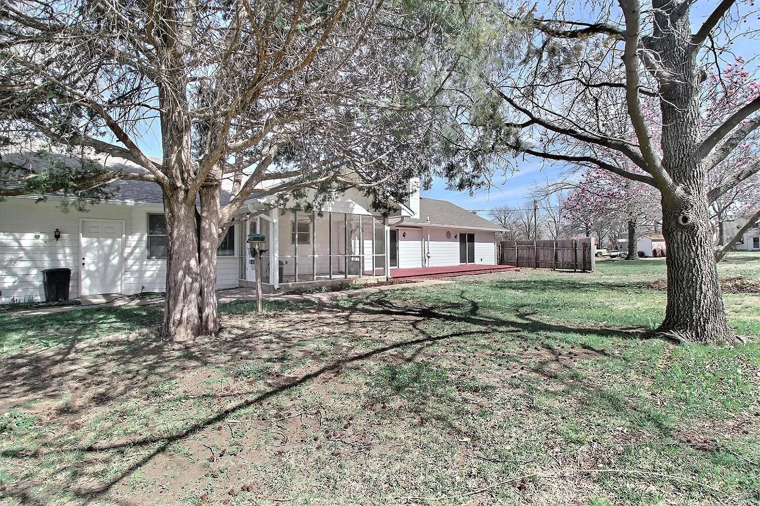 601 Cathlinda Ct, Winfield, Kansas image 34