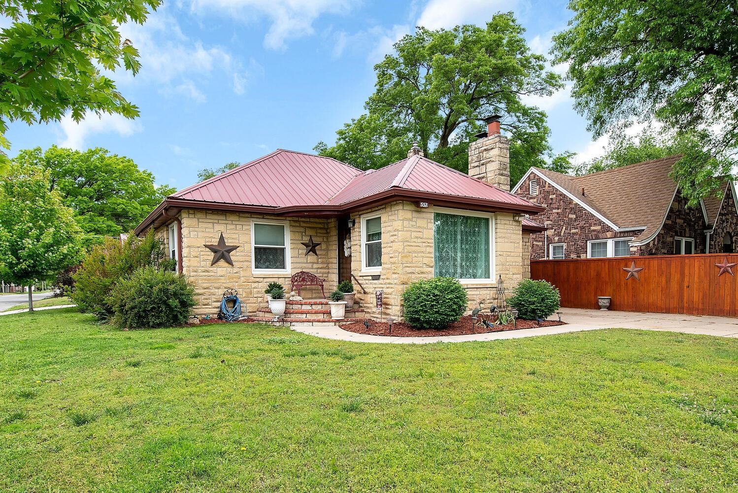 557 S Marcilene Ter, Wichita, Kansas image 1