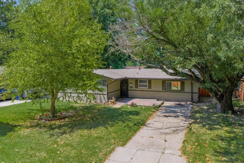 Homes For Sale - 1037 Inverness Dr<br/> Wichita, KS 67218
