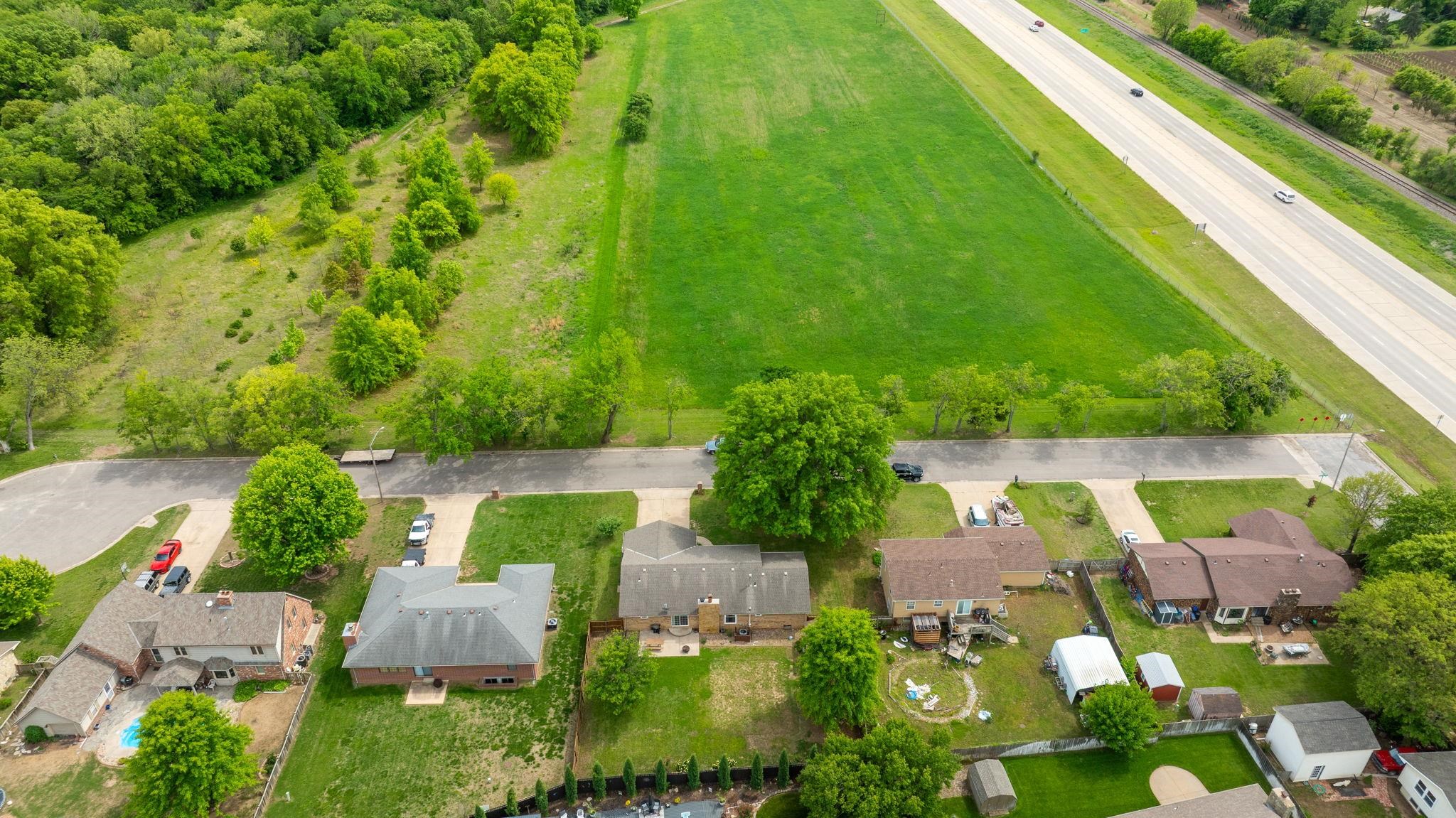 120 E Shady Brook Ln, Derby, Kansas image 32