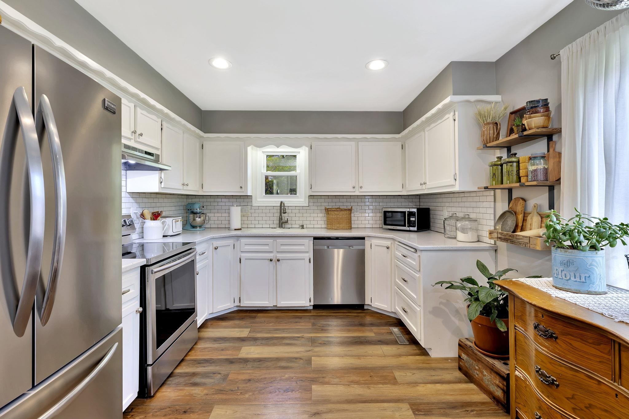 120 E Shady Brook Ln, Derby, Kansas image 12