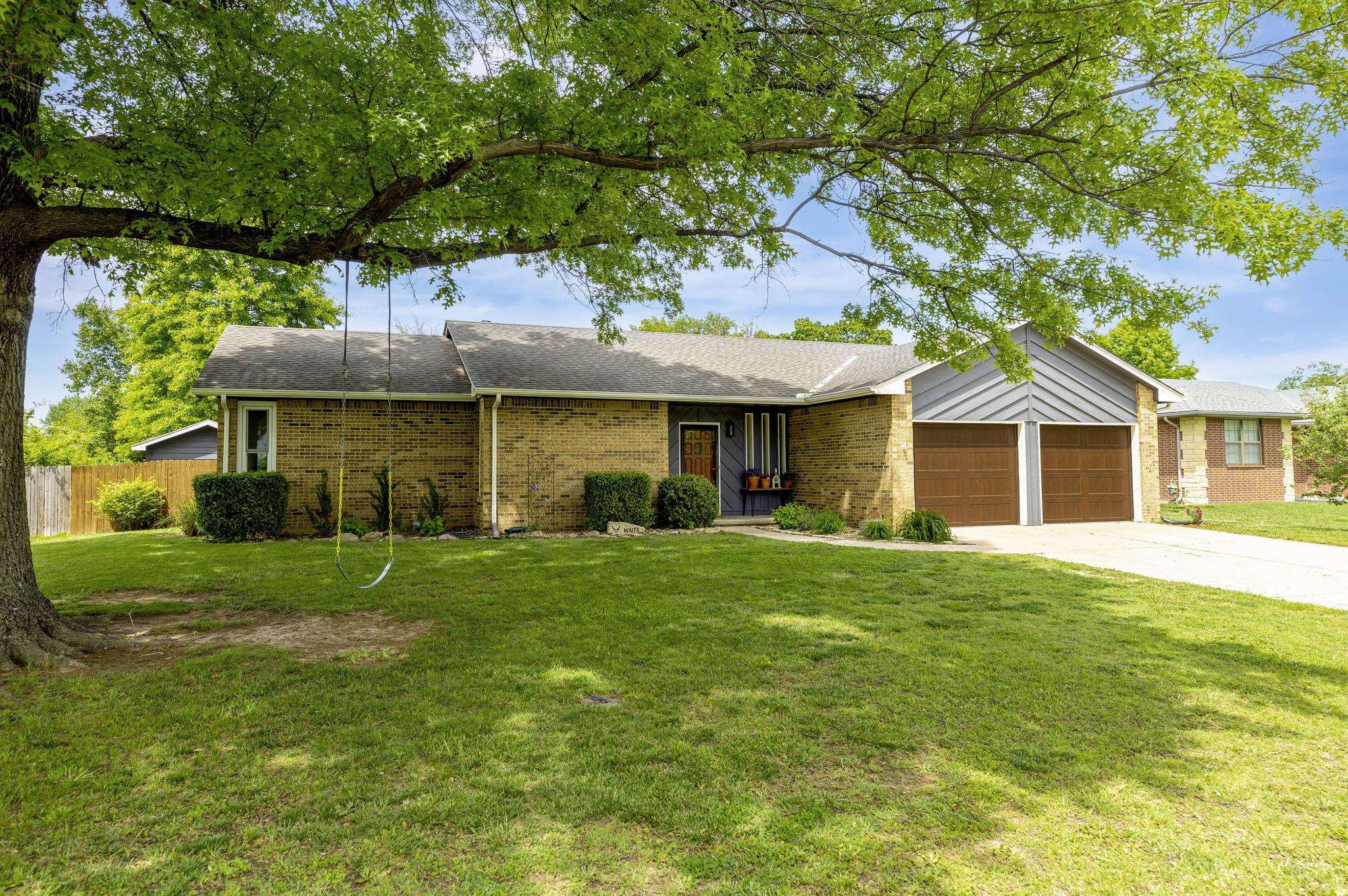 120 E Shady Brook Ln, Derby, Kansas image 3